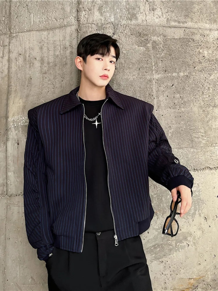 

SYUHGFA Men's Wear 2023 Spring Autumn Personality Striped Jacket Drawstring Pleated Sleeve Loose Coat Zipper Jackets