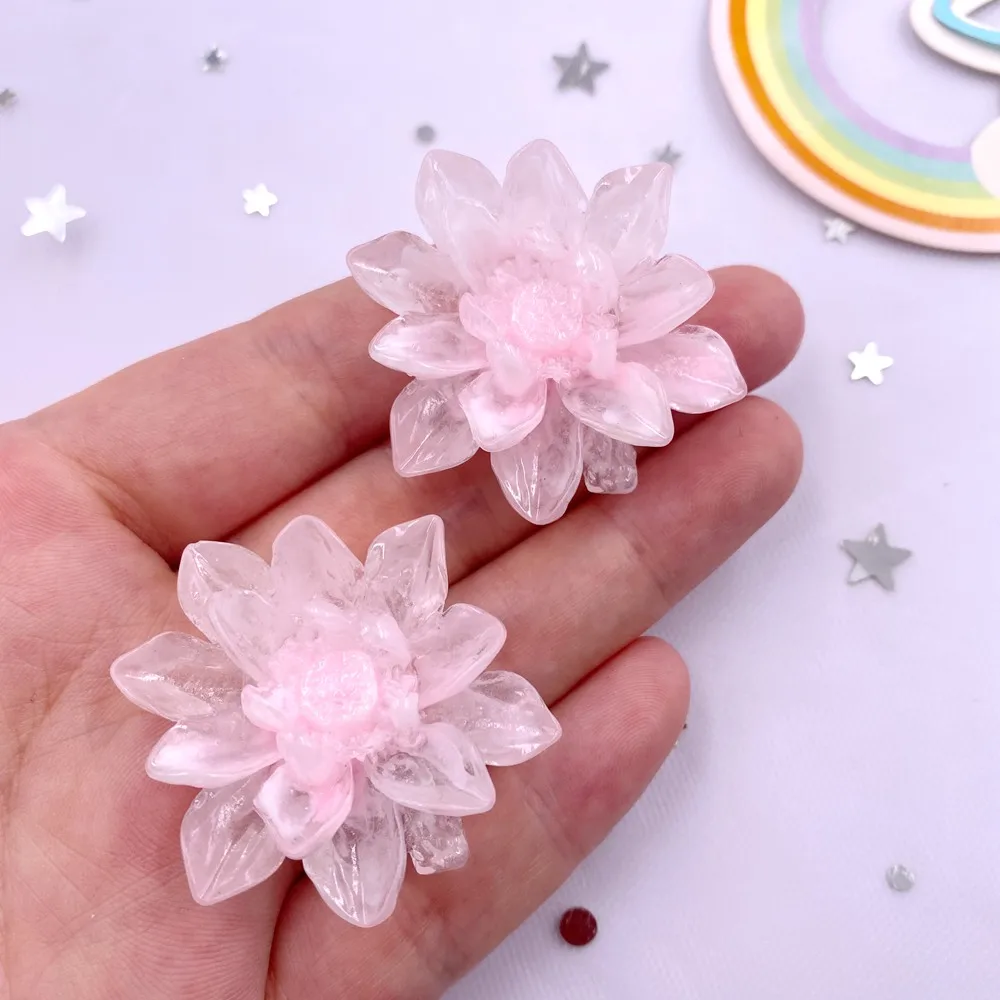 

Цветные градиентные лотосы из смолы