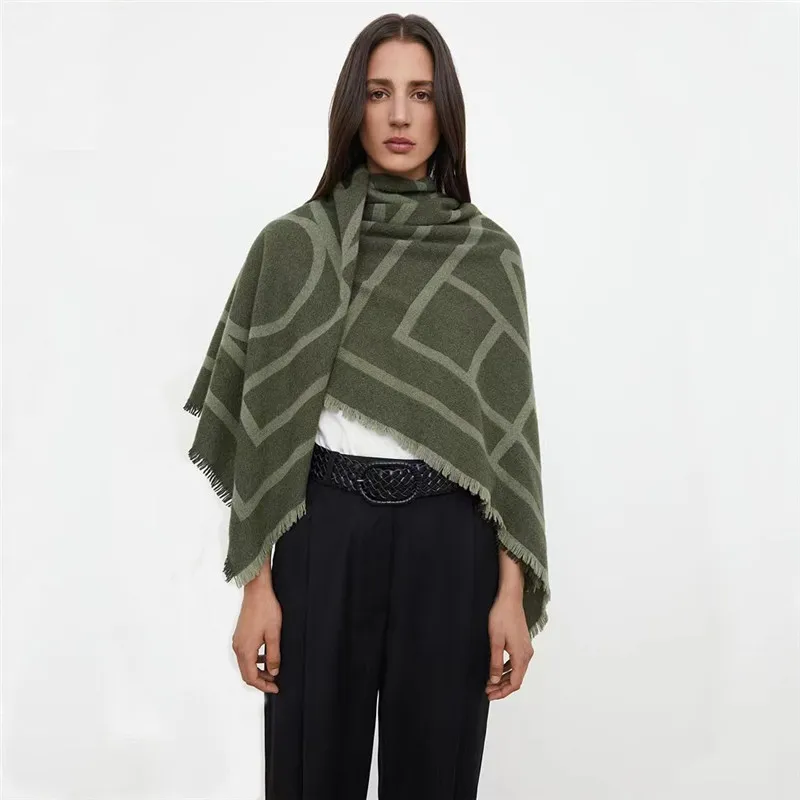 

2022northernEurope autumn winter new printing letters green soft women's scarf geometric tassel women's imitation cashmere shawl
