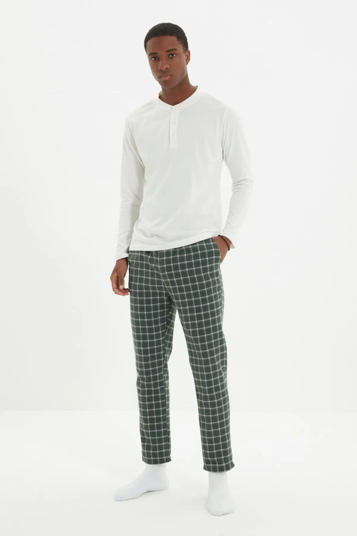 

Trendyol Men 'S Regular Fit Bottom Plaid Top Single Jersey Knitted Pajamas Set TMNAW22PT1033