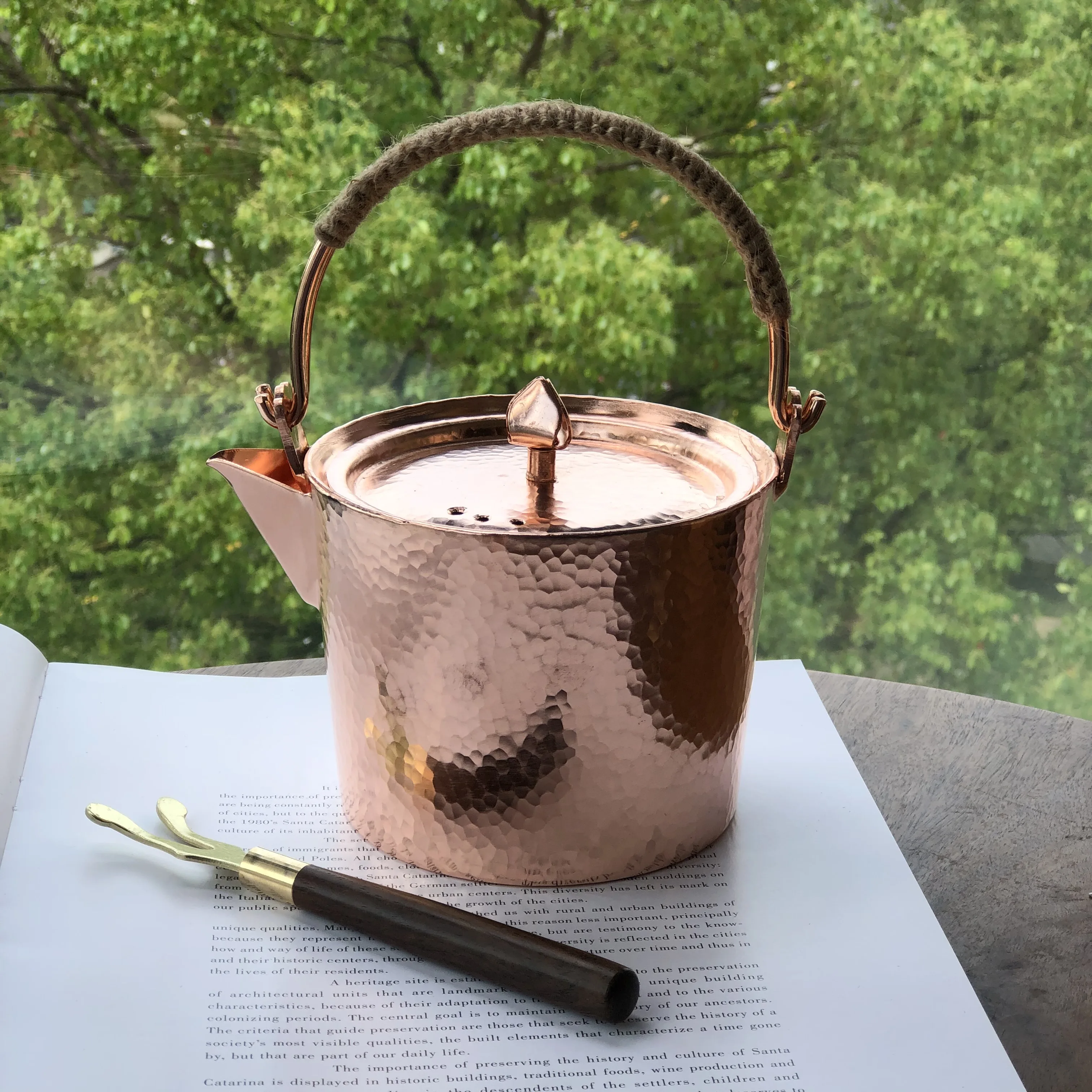 

1L Pure Copper Hammered Teapot Handmade Kettle Boiler Antique Tableware Teaware