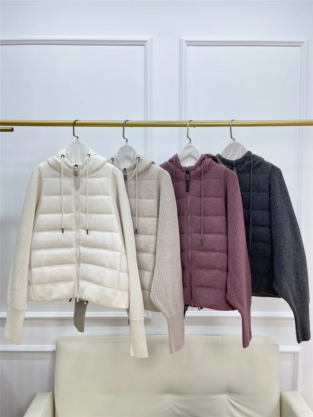 Женская куртка на гусином пуху с капюшоном женское зимнее пальто молнии длинными