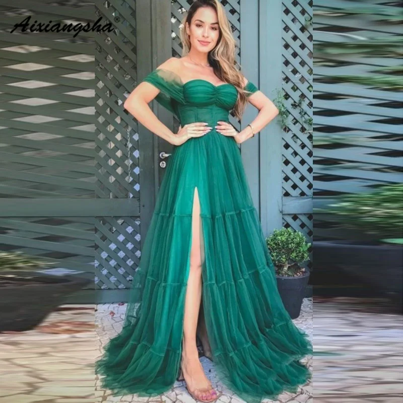 

Aixiangsha Green Off Shoulder Tiered Pleat Tulle A-Line Evening Dress with Split Prom Gown Special Occasion Vestido De Novia