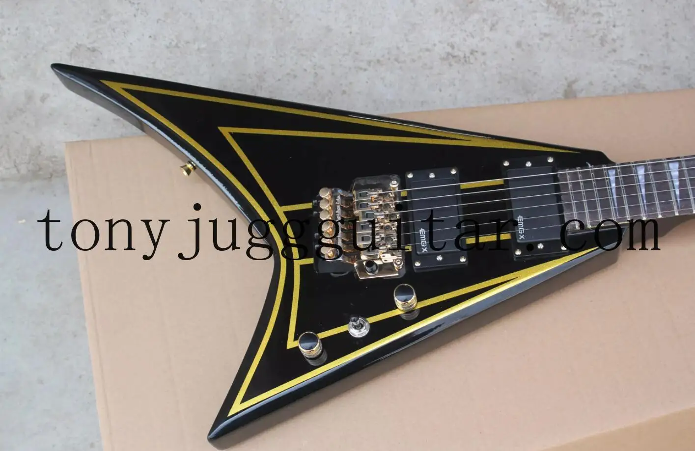 

Rhxflame Jack Son Randy Rhoads RR Gold Stripes Black Fly V Guitar Floyd Rose Tremolo Bridge, Golden , Shark Fin Inlay