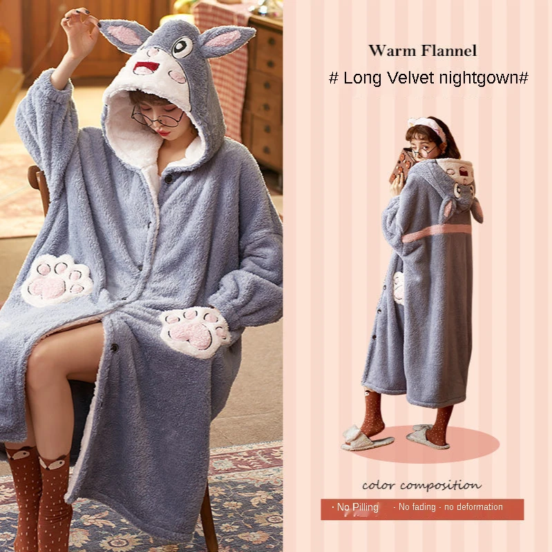 Nightdress Women's Hooded Autumn and Winter Warmth and Thickening Pajamas, Wearing Sweet Strawberry Flannel Robe and Bathrobe