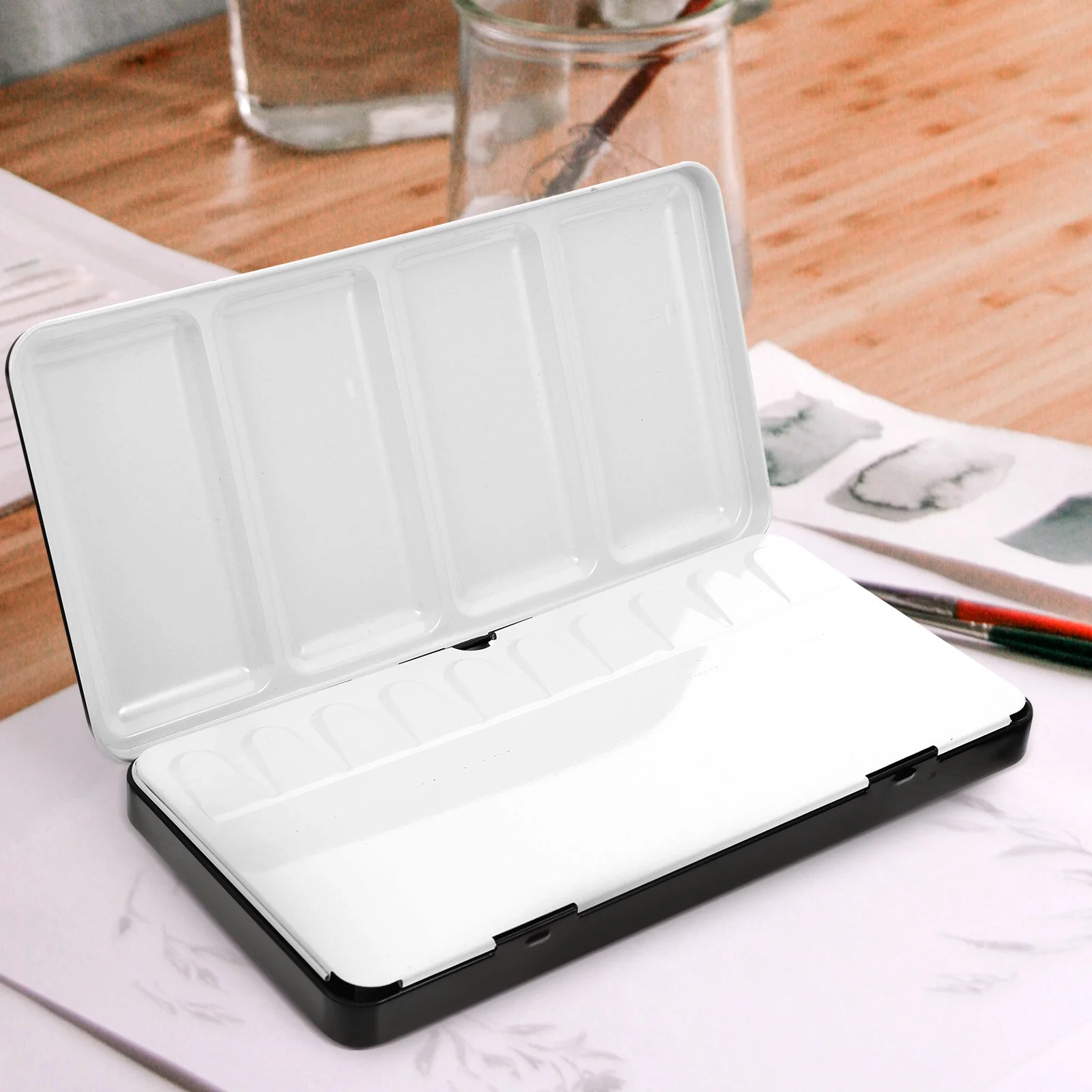 Разноцветные разноцветные банки Палетка для смешивания акварельных красок