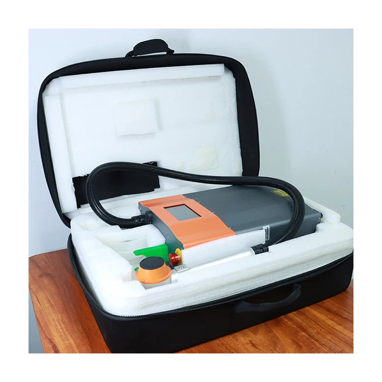 Новая машина для очистки волоконным лазером мощностью 200 Вт эффективная удаления