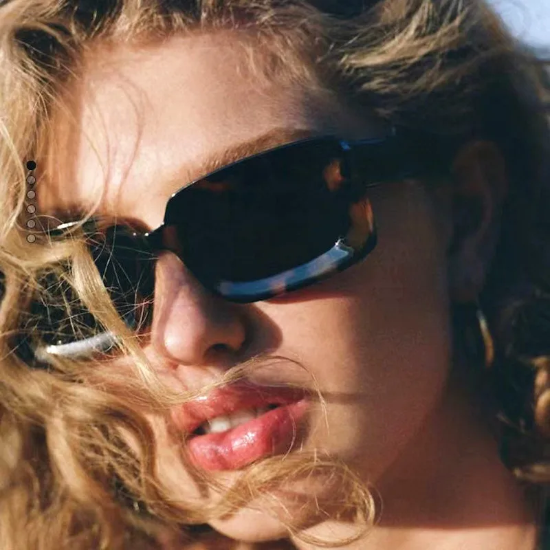 

LeonLion Retro Square Sunglasses Women Small Frame Eyewear Women/Men Luxury Brand Sun Glasses Men Vintage Gafas De Sol Mujer