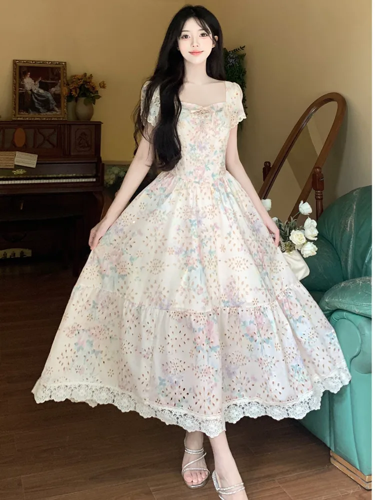 Платье женское длинное с вышивкой ажурное милое приталенное платье квадратным