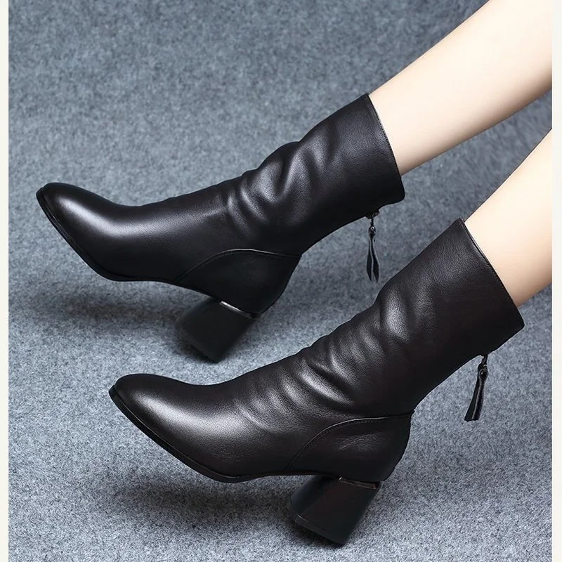 

2021 Fashion Boots Autumn and Winter New Thick Heel Round Toe High Heels Short Boots Women's Mid-heel Mid-tube Martin Boots