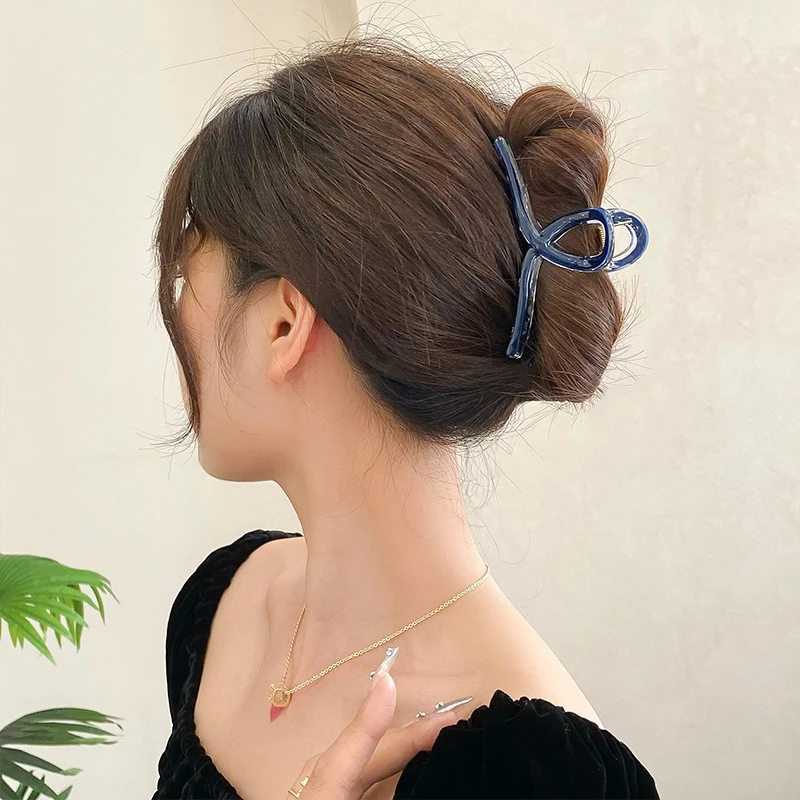 

20styles Enamel Plastic Cross Hair Claw Clips for Women Vintage Geometric Hair Clips Bath Crab Headband Hairpin Hair Accessories