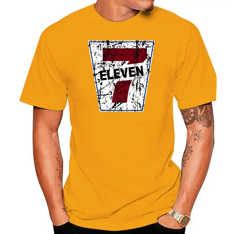 

7 Eleven 7/11 Vintage USA Thailand Store Gift Idea Fan T Shirt