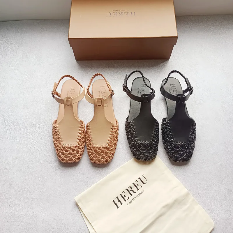 HEREU 2022 Summer New Niche French Retro Hollow Flat Bottom T-strap Genuine Leather Hand-woven Designer Woman Sandals