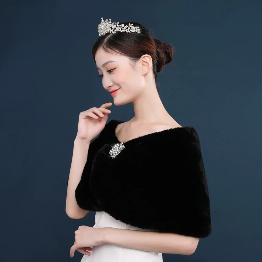 Шаль для невесты свадебный шарик из кроличьего меха зимняя теплая женская