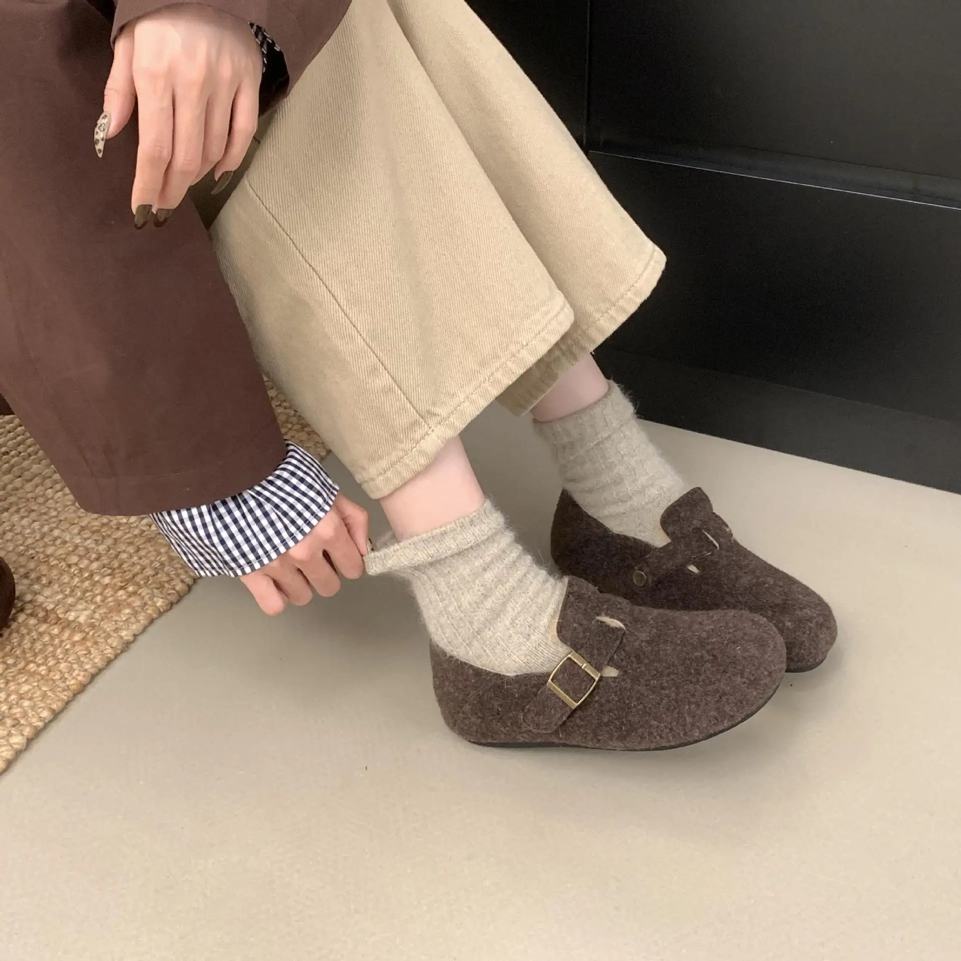 Повседневная женская обувь сабо с круглым носком лоферы на платформе новое