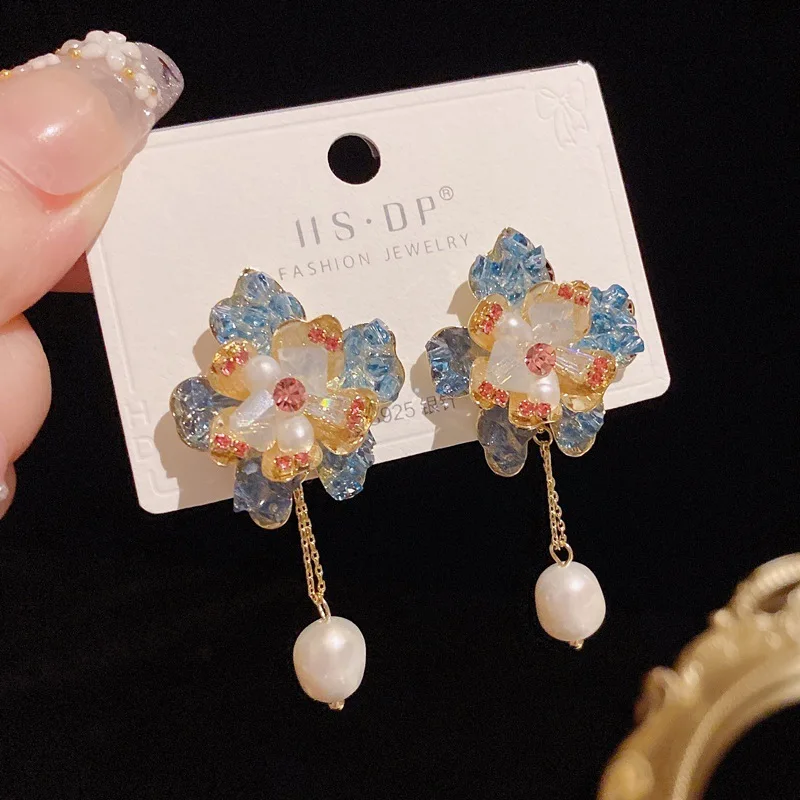 

Серьги-подвески Женские многослойные с кристаллами и искусственным жемчугом