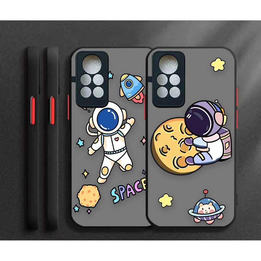 

Matte Case Funda Coque For Infinix NOTE 11 10 8I 8 7 PRO HOT 12 12I 11S 10I 10S 9 8 PLAY NFC Case Cute Cartoon Astronaut​