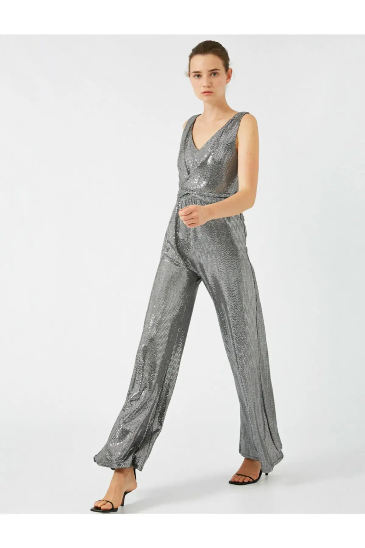 

Women's Overalls Black Silver Sequined V-Neck Wide Leg Sequin Jumpsuit Hot Casual Fashion Sleeveless Baggy Trousers Overalls