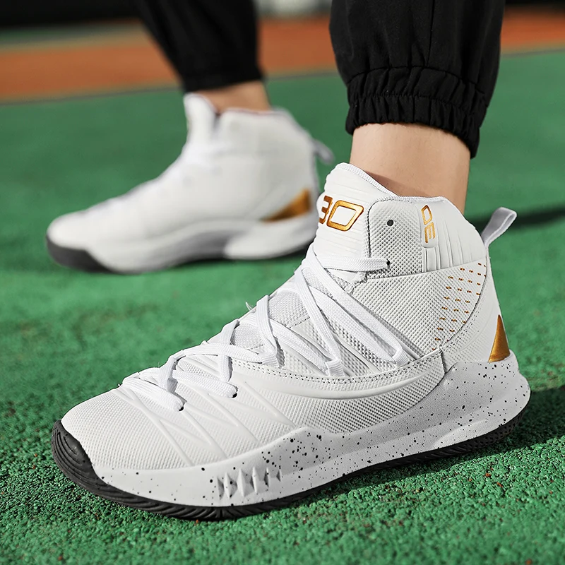Men Basketball Shoes High Top Sneakers Men Retro Basketball Shoes Lace Up Trend Men Sneakers Walking Shoes Gym Training