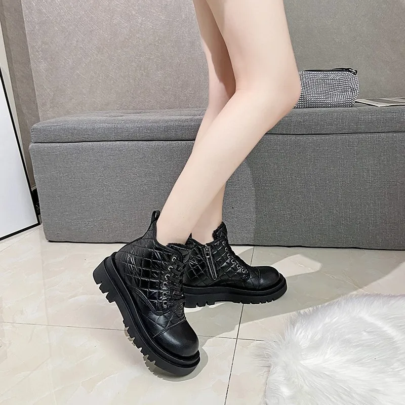 

Snow boots Women new thick soled plush cotton shoes in 2022 winter ladies casual casual round head short boots Low heel boots