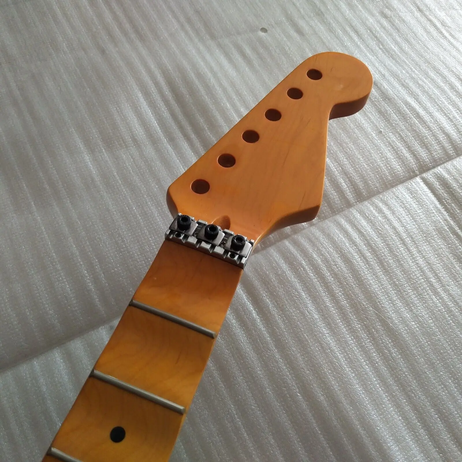 Full scalloped ST Guitar neck 24 Fret Maple Fretboard Dot Inlay Locking Nut