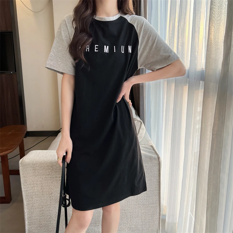 

Платье женское хлопковое простое с коротким рукавом, повседневный Длинный топ в стиле пэчворк, с вышивкой буквами, серого и черного цветов, ...