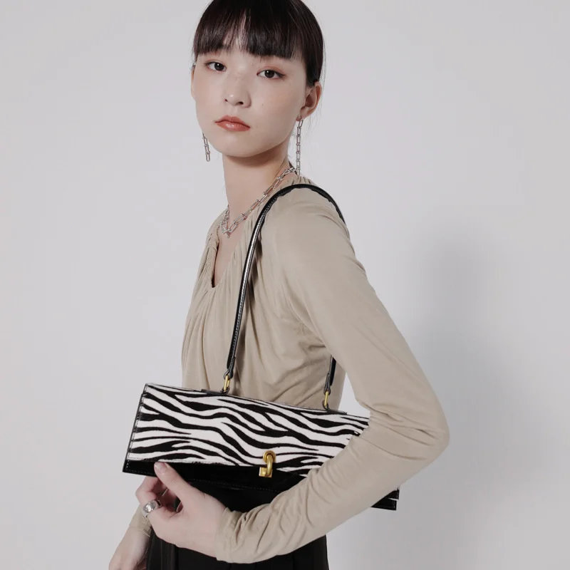 

Casual All-match Single Shoulder Armpit Trend Leather Women's Design Bag