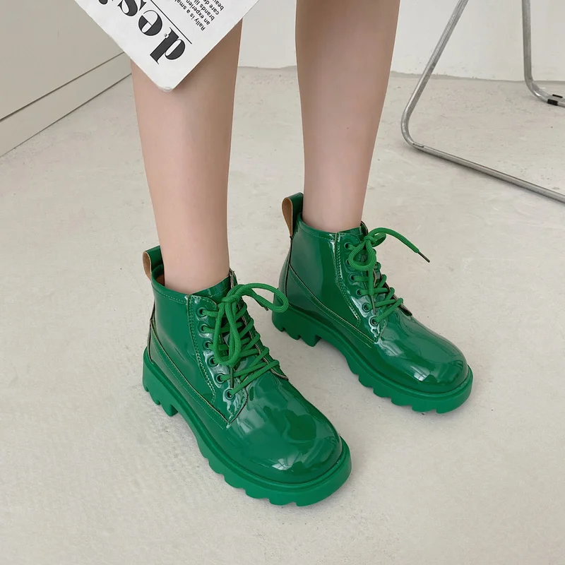 

2022 New Outdoor Waterproof Rain Shoes Thick Bottom Design Women Rain Bare Boots Thick Bottom Lace Up Green Boots Luxury Shoes