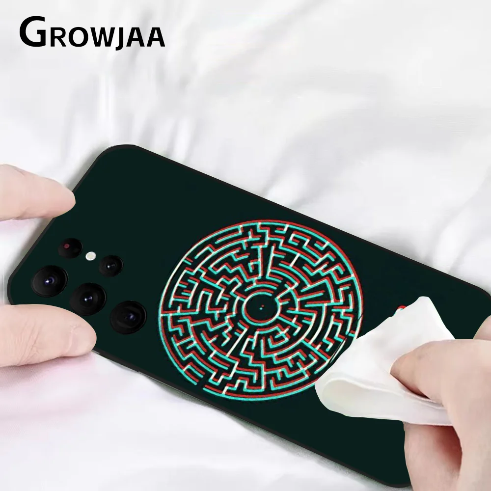 The M-Maze R-Runner Phone Case for Samsung Galaxy S24 Ultra S22 S23 S21 S20 5G Protective Silicone TPU Funda