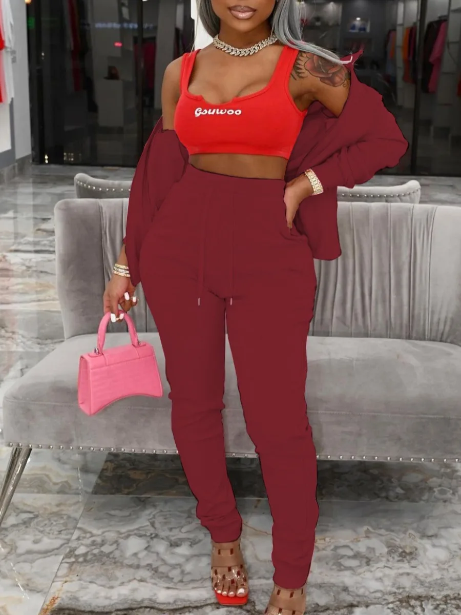 Рисунок 3 - Однотонная куртка на молнии с длинным