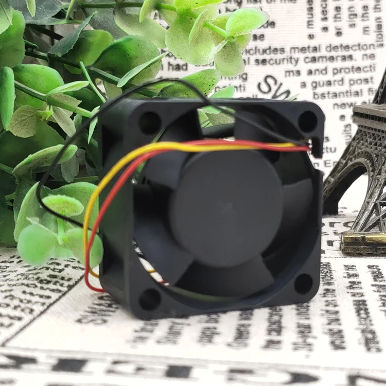 Совершенно новый оригинальный конденсаторный охлаждающий вентилятор 4020 12 в 1 8 Вт