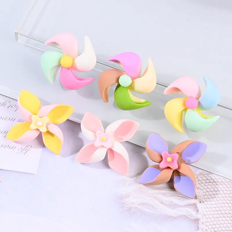 

10pcs New Cute Colorful Mini Windmill Pinwheel Resin Flatback Cabochons Scrapbook DIY Ornaments Jewelry Accessories Supply R138