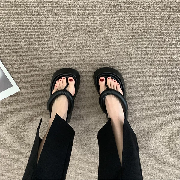 

Пляжная обувь, женские тапочки, тапочки на низкой платформе, женские резиновые шлепанцы, шлепанцы Sabot на плоской подошве 2023, Гавайские сланц...