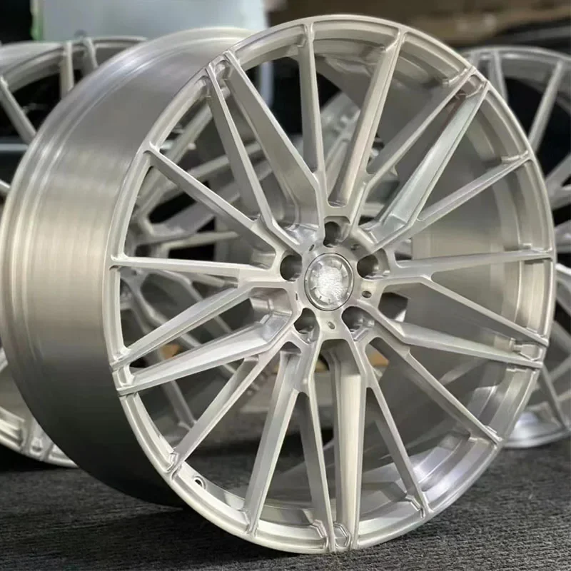 Пользовательские 5X108 5x100 5x112 5x120 5x114.3 Кованые диски для пассажирских автомобилей