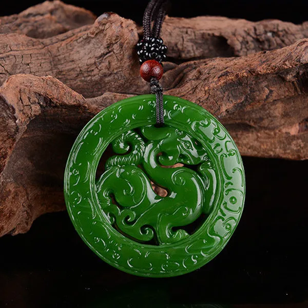 

Xinjiang Hetian Jade Jade Double-sided Antique Dragon Pendant Hollow Spinach Green Zodiac Dragon Yu Pei Pendant