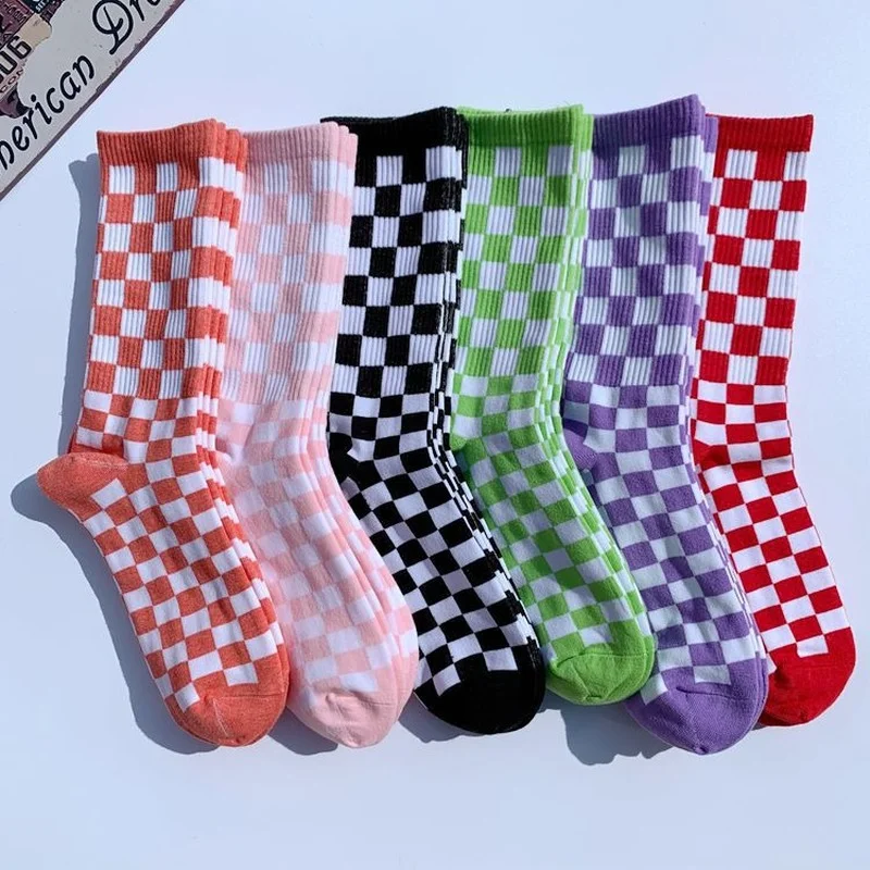 

Checkerboard Plaid Tide Street European and American Tide Brand Socks In The Tube College Wind Skateboard Sports Men's Socks