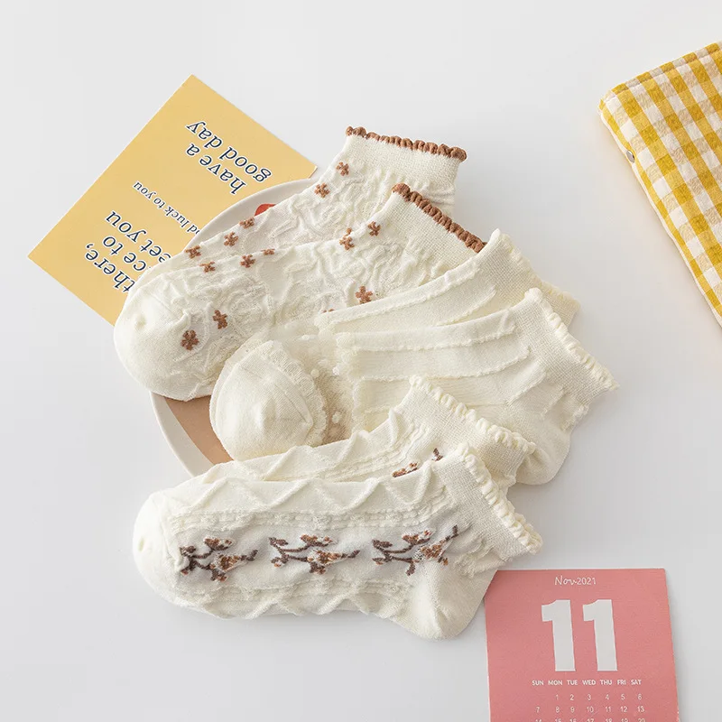 10Pairs/Pack Woman Cotton Ankle Invisible Socks Embroidery Novelty Cute Breathable Boat Short Sock Chausette Calcetines Mujer