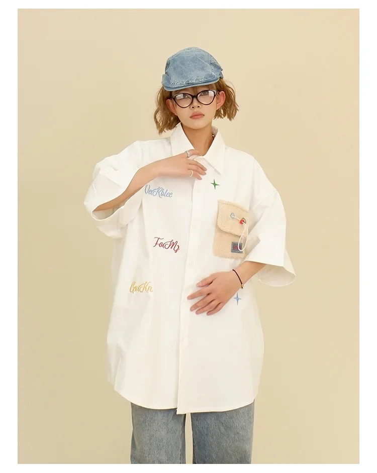 Рубашка с коротким рукавом и карманами в стиле бойфренд