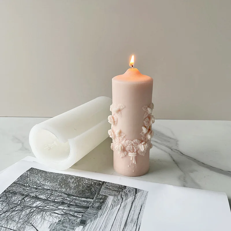 

Carved Cylindrical Scented Candle Mold European Fancy Retro Aromatherapy Candle Mould