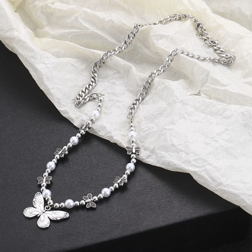 

Vintage Pearl Butterfly Stitching Necklace Necklaces for Women Pendant Necklace Fashion Jewelry collares para mujer collares