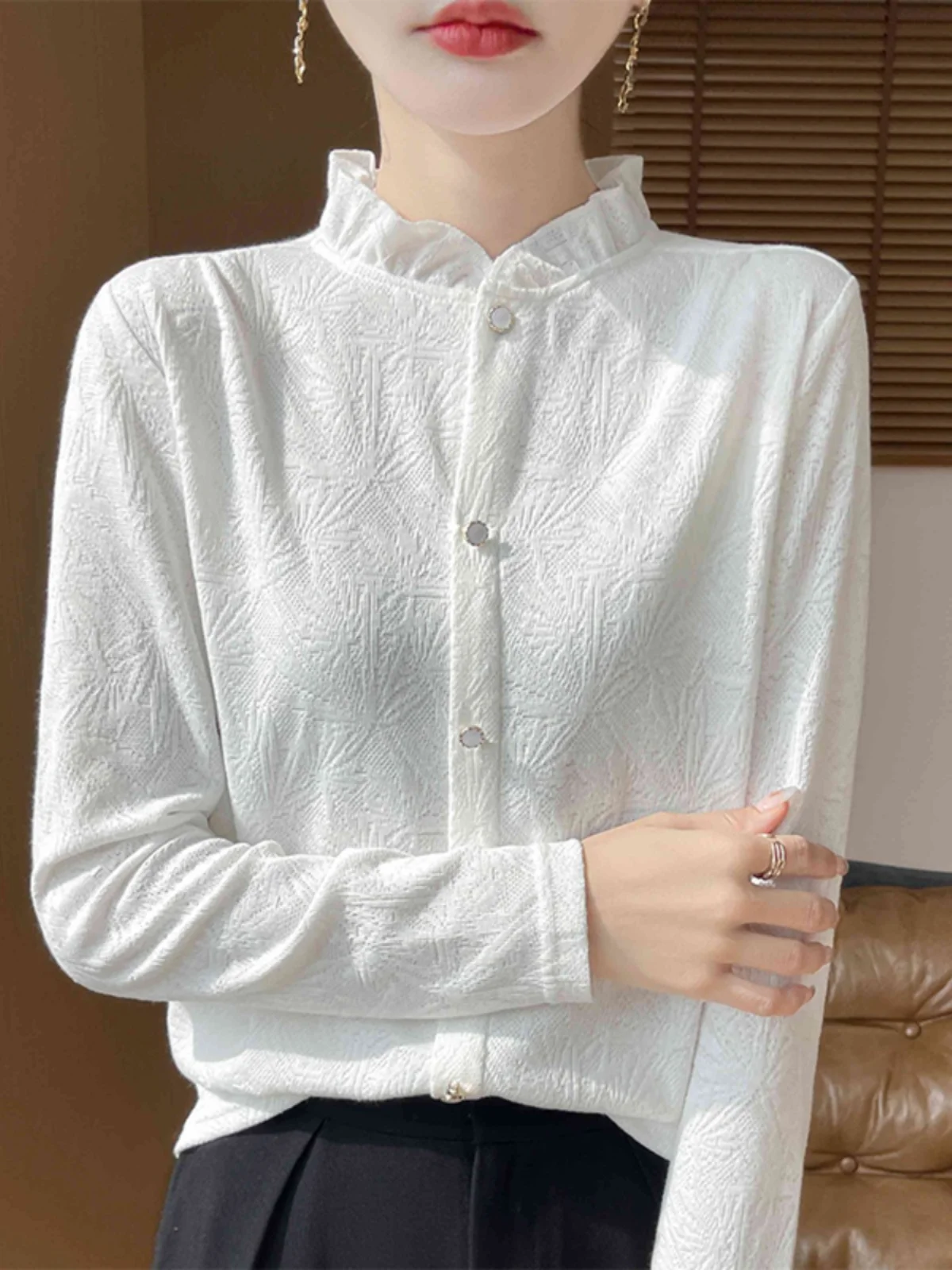 Французский sle Hepburn Sle Элегантный вязаный низ с деревянным воротником-ушанкой