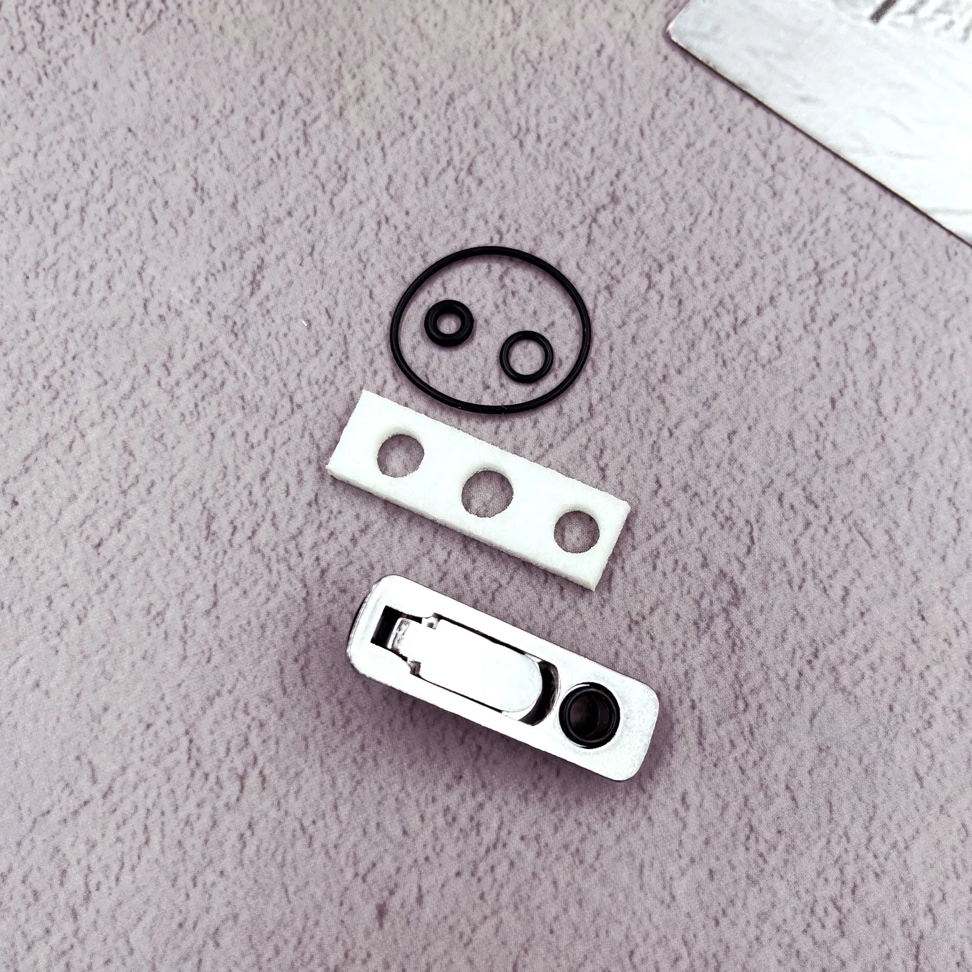 

Прокладка из цинкового сплава, резиновое уплотнительное кольцо и уплотнительная прокладка для обычных топливных зажигалок Zippo