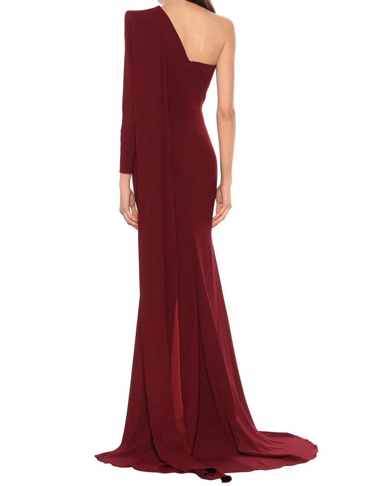 Женское вечернее платье на одно плечо с диагональным воротником