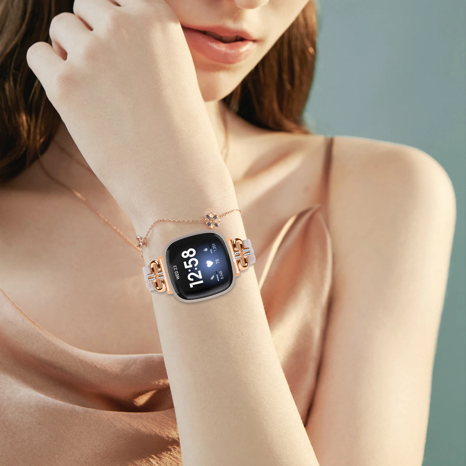 Фото Ремешок для Fitbit Sense 2, женский и мужской, из смолы и металла, браслет для часов Fitbit Versa 3, Versa 4, сменный ремешок, аксессуары. №5
