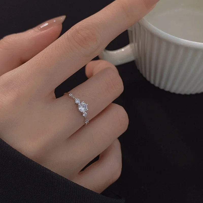 

Shiny Zircon Diamond Ring Korean Fashion Personality Index Finger Opening Adjustable Romantic Ring Women Engagement Jewelry