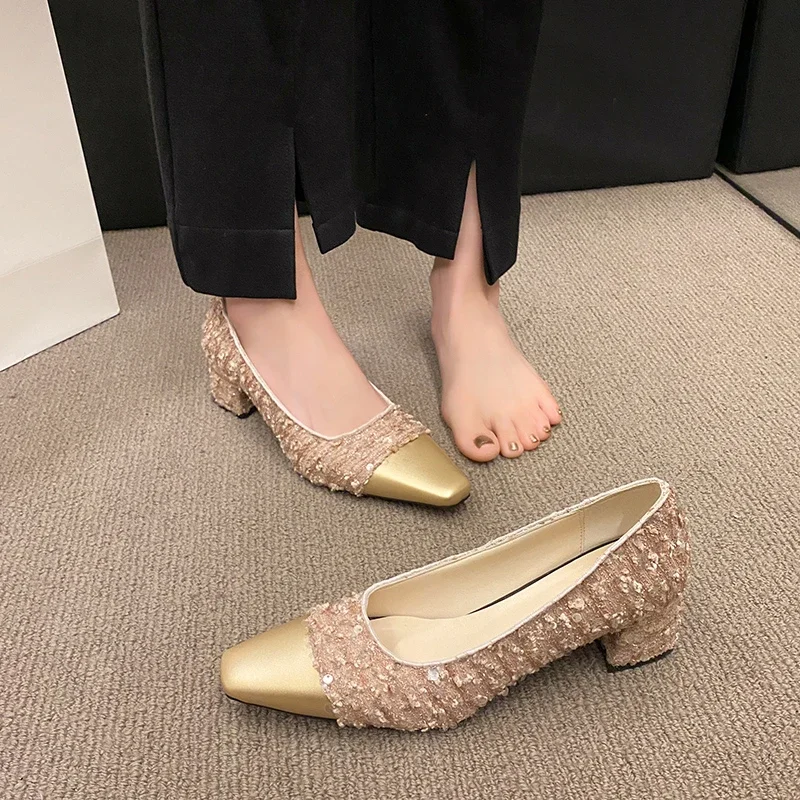 Туфли-лодочки на среднем каблуке с квадратным носком модные однотонные