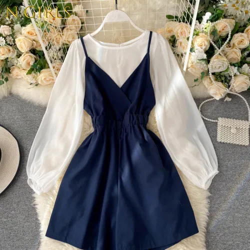 

N GIRLS2022 Fashion Two Piece Set Women Long Sleeve O-neck Causal Chiffon Tops + V Neck Stretch Waist Sling Playsuits 2022 Suits