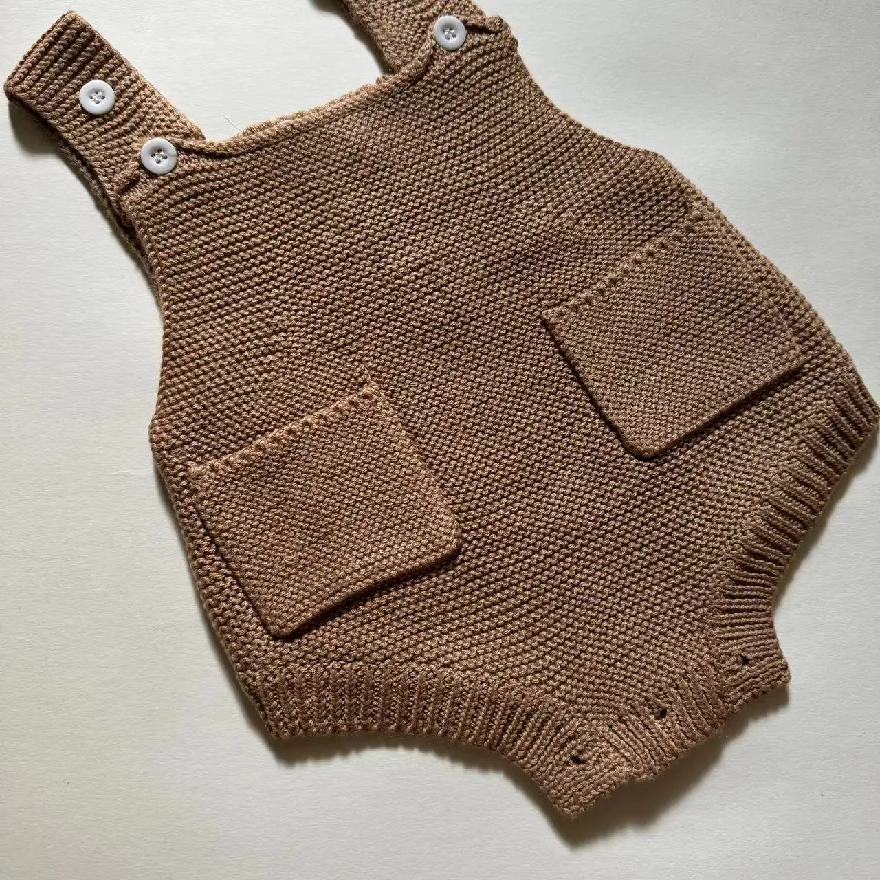 Детский трикотажный комбинезон без рукавов из хлопка