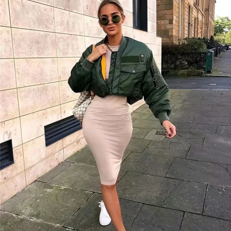 Уличная женская зеленая короткая куртка модная куртка-бомбер на молнии с длинным