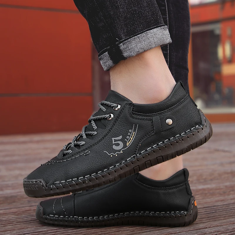 Men Casual Sneakers Comfortable Driving Shoes Man Loafers Moccasins Tooling Shoes Plus Size 38-48